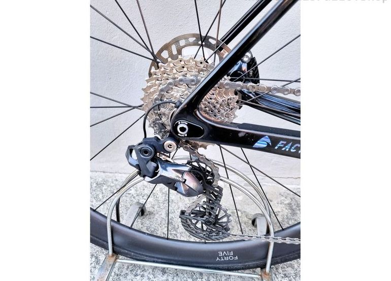 Used Factor Factor Ostro Vam 2024 Road & Gravel, Black — image 4 of 29