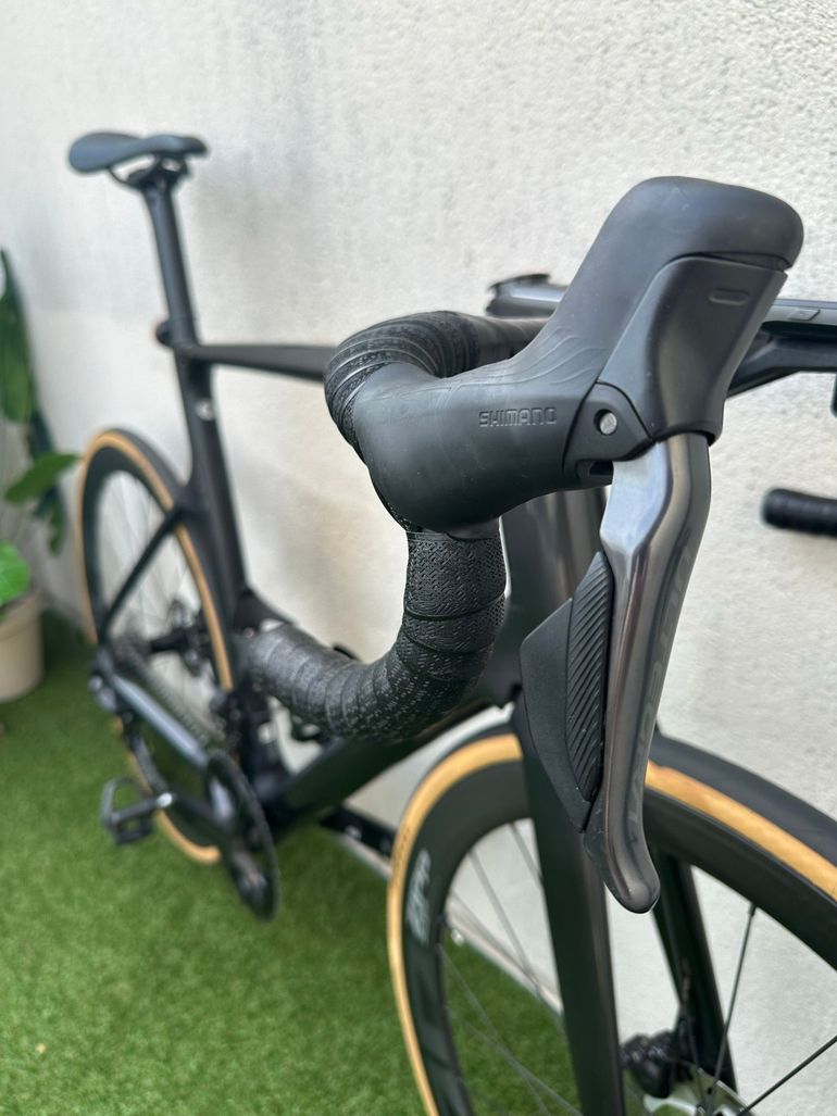 Used Van rysel Road Bike FCR Ultegra Di2 2024 2024 Road & Gravel, Hellgrau — image 8 of 9