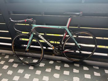 Used Bianchi Bianchi Custom Campagnolo Record 2010 Road & Gravel, Green — image 2 of 5