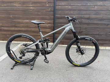 Gebrauchtes Santa Cruz Vala AL Deore 2026 2026 Mountainbike, Hellgrau, 29, 27.5 — Bild 1 von 6