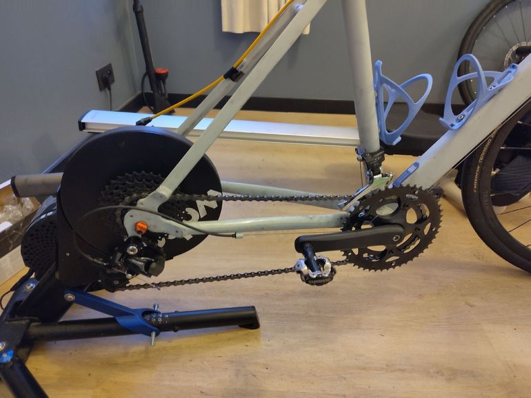 Used TRIBAN RC120 Women's Disc Gravel Adventure Bike - - Microshift 2020 2020 Road & Gravel, Green — image 3 of 5