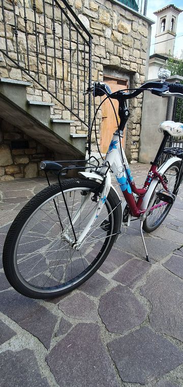 Used Amelie Custom Shimano Tourney 2020 Youth, White — image 4 of 6
