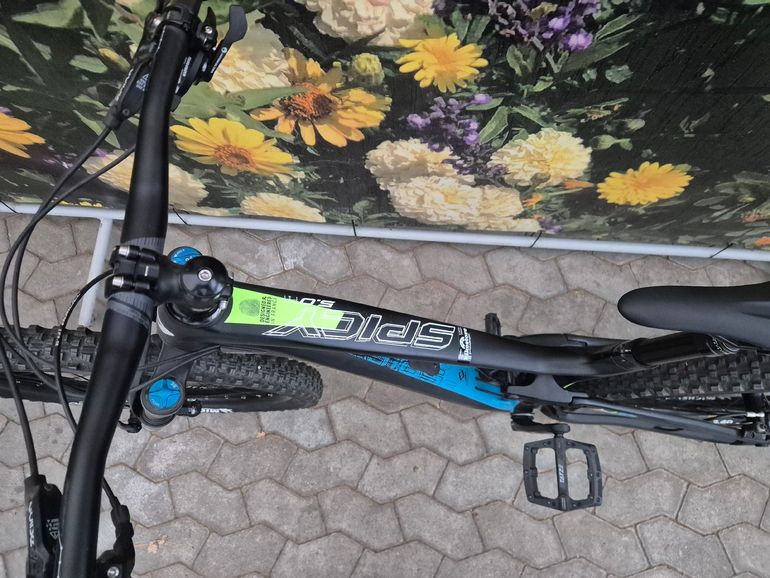 Used Lapierre Spicy Fit 5.0 2020 2020 2020 Mountainbike, Black, 27.5 — image 7 of 9