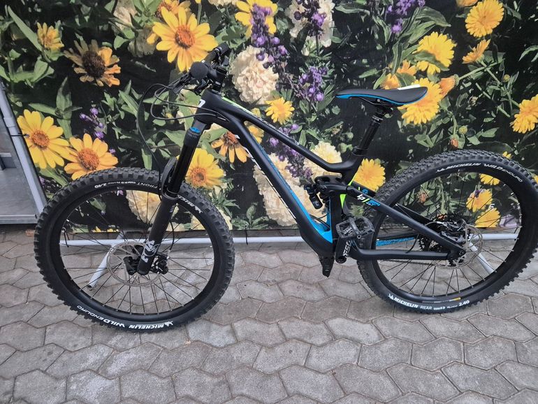 Used Lapierre Spicy Fit 5.0 2020 2020 2020 Mountainbike, Black, 27.5 — image 2 of 9