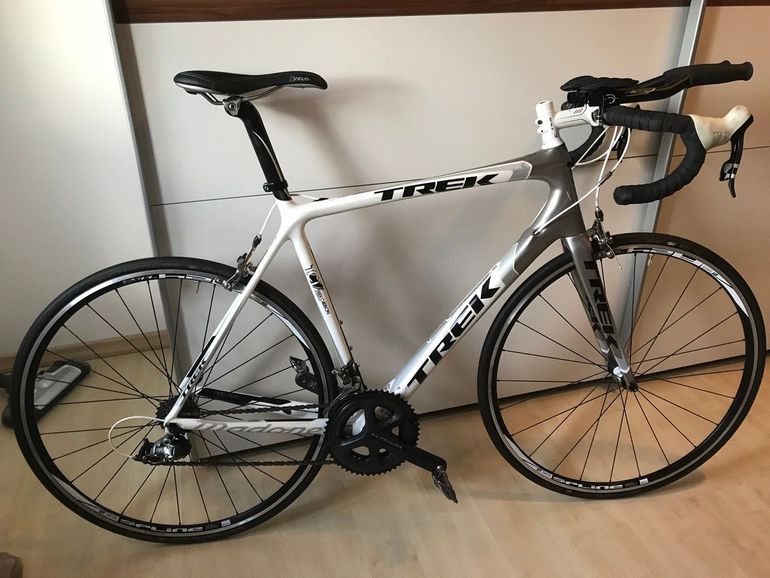 Used Trek Madone 5.5 2011 2011 Road & Gravel, Blanco — image 1 of 12