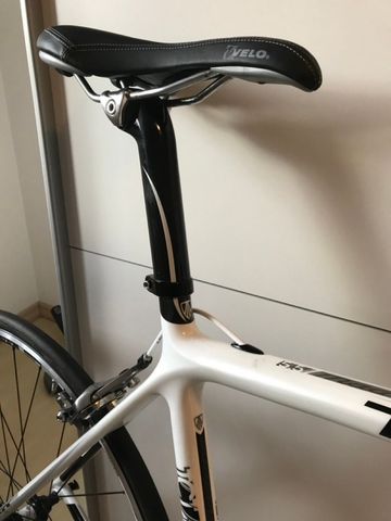 Used Trek Madone 5.5 2011 2011 Road & Gravel, White — image 10 of 12