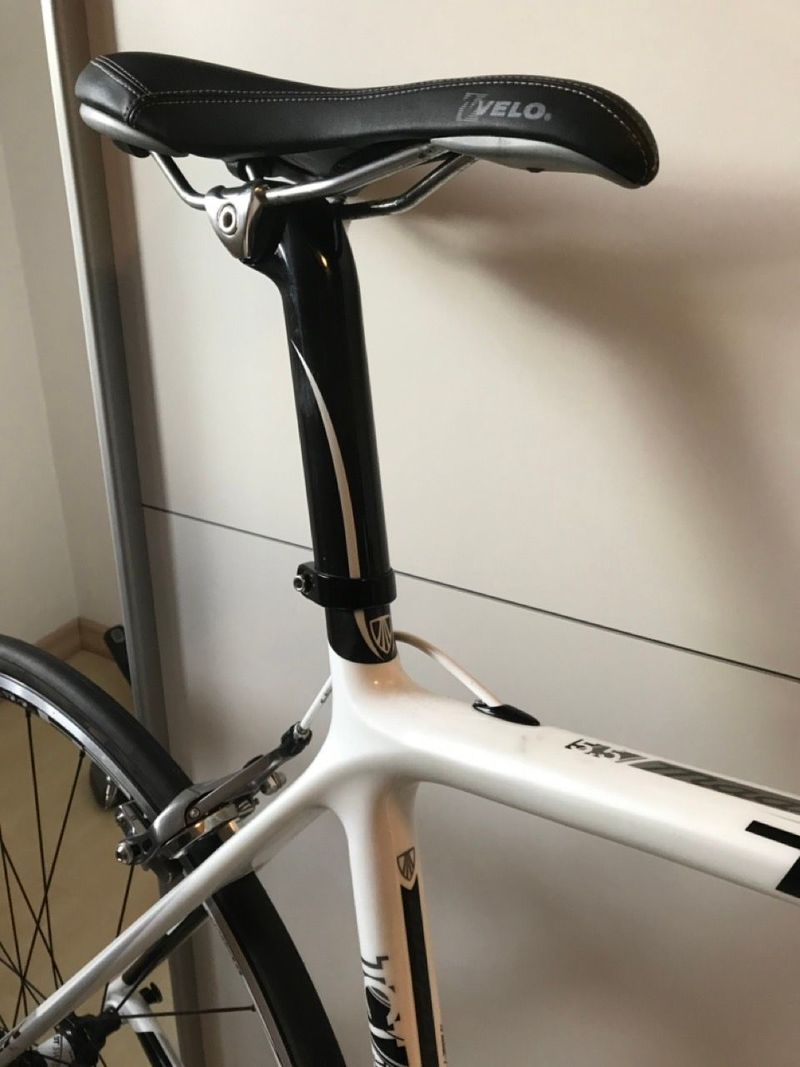 Used Trek Madone 5.5 2011 2011 Road & Gravel, White — image 10 of 12