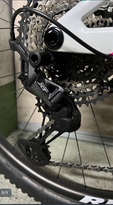 Brugt Canyon Lux World Cup CF 7 2023 2023 Mountainbike — billede 4 af 5