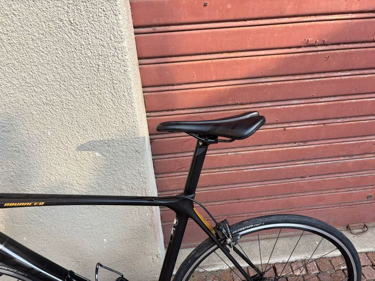 Used Giant TCR Advanced 1 2020 2020 Road & Gravel, Black — image 10 of 12