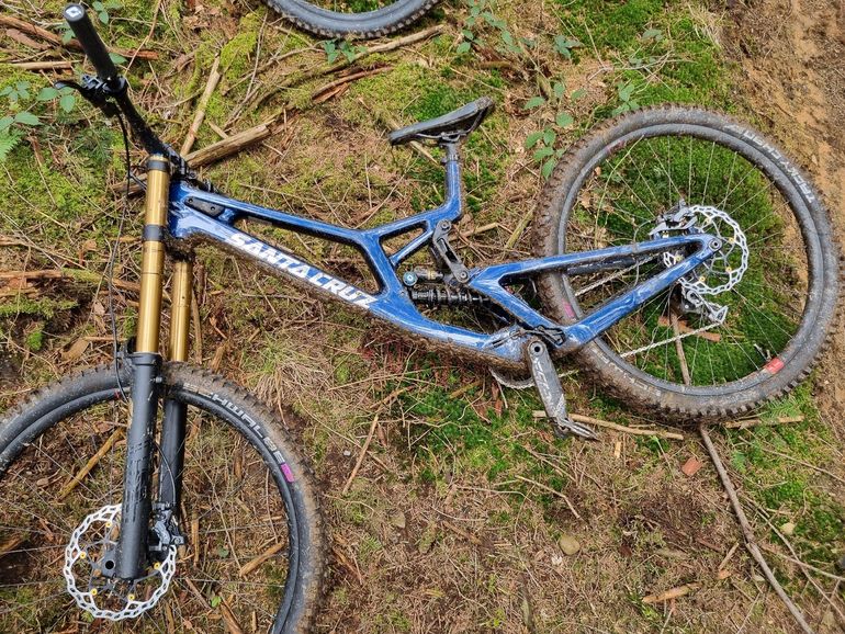 Used Santa Cruz V10 DH X01 2027 2027 Mountainbike, Blue, 29, 27.5 — image 2 of 3