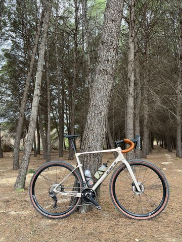 Used BH GRAVEL AT Shimano GRX 2024 Road & Gravel