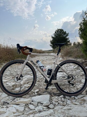 Used BH GRAVEL AT Shimano GRX 2024 Road & Gravel, Orange — image 2 of 8