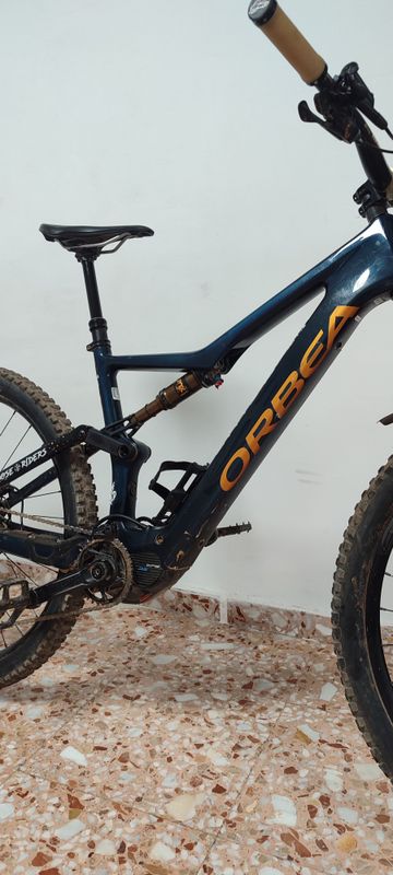 Orbea Rise Shimano SLX 2021 Mountainbike usato, Blu — immagine 9 di 18