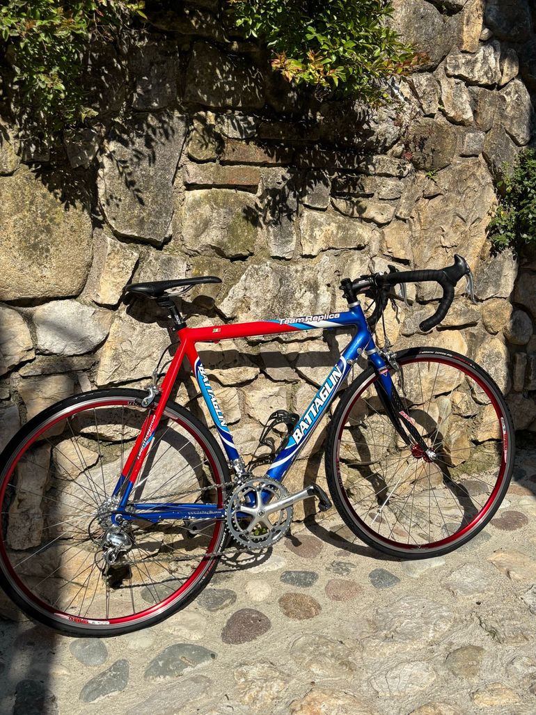 Used Battaglin Battaglin Custom Campagnolo Record 2017 Road & Gravel, Blue — image 1 of 10