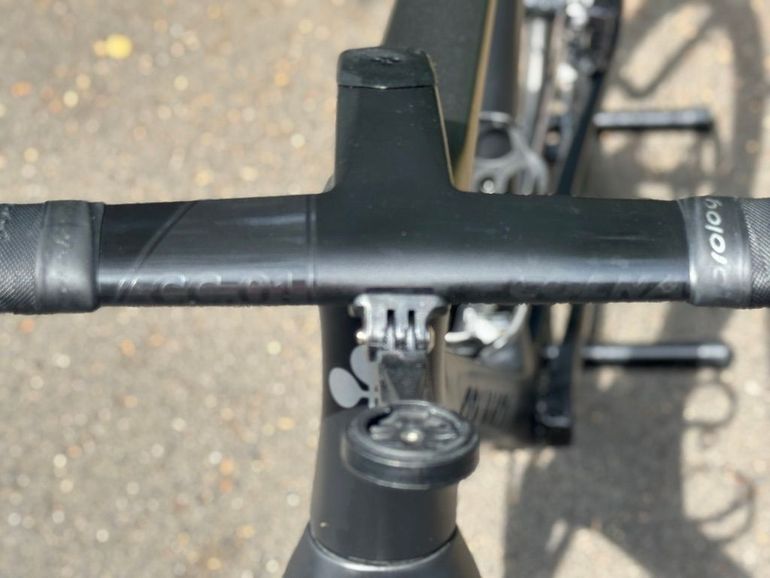 Used Colnago V4Rs Disc Ultegra Di2 8100 w/Fulcrum Racing Wind 400 Wheels 2024 2024 Road & Gravel, Black — image 17 of 22