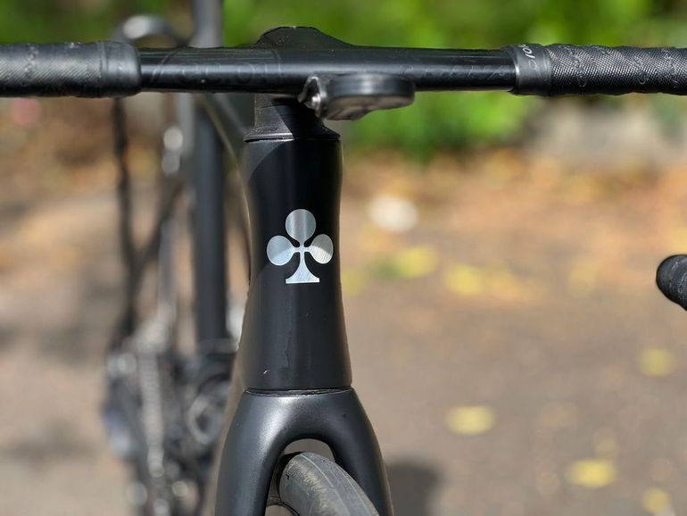 Used Colnago V4Rs Disc Ultegra Di2 8100 w/Fulcrum Racing Wind 400 Wheels 2024 2024 Road & Gravel, Black — image 16 of 22