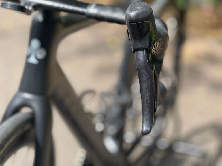 Used Colnago V4Rs Disc Ultegra Di2 8100 w/Fulcrum Racing Wind 400 Wheels 2024 2024 Road & Gravel, Black — image 9 of 22