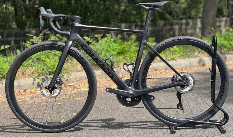 Used Colnago V4Rs Disc Ultegra Di2 8100 w/Fulcrum Racing Wind 400 Wheels 2024 2024 Road & Gravel, Black — image 22 of 22