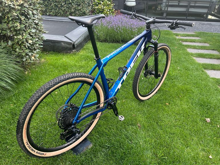 Used Trek Procaliber 9.7 2023 2023 Mountainbike, Blau, 29, 27.5 — image 3 of 13