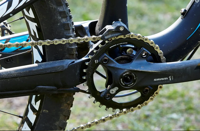 Used Specialized Enduro Comp 27.5 2018 2018 Mountainbike, Black, 27.5 — image 2 of 5