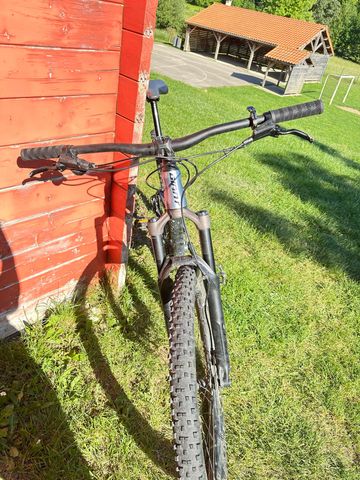 Giant Stance 29 2 2022 2022 Mountainbike de segunda mano, Gris claro — imagen 5 de 16