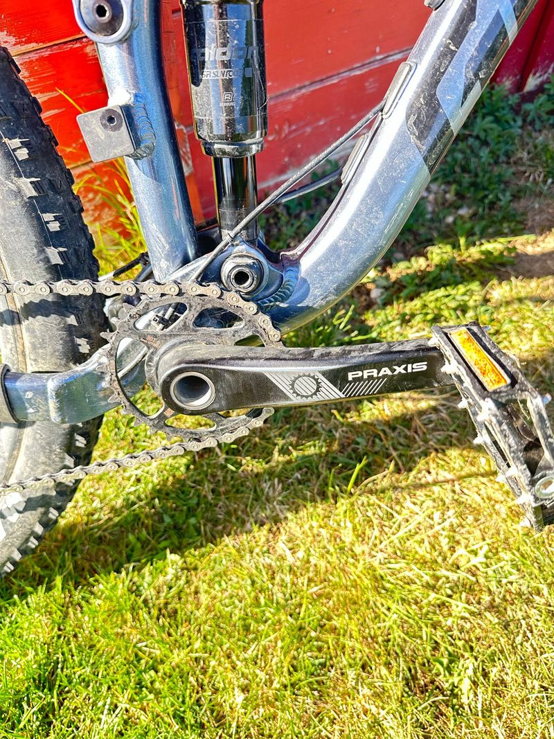 Giant Stance 29 2 2022 2022 Mountainbike de segunda mano, Gris claro — imagen 3 de 16