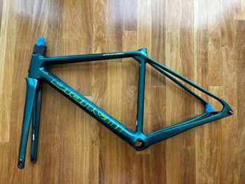 Used Bianchi Specialissima - Ultegra Di2 2022 Frameset 2022 Road & Gravel