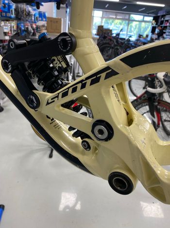 Used Scott Gambler 720 2019 Frameset 2019 Mountainbike — image 4 of 8