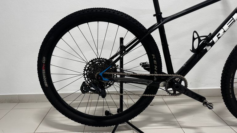 Used Trek Superfly SRAM GX Eagle 2014 Mountainbike, Schwarz — image 2 of 38