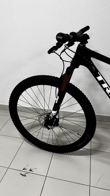 Used Trek Superfly SRAM GX Eagle 2014 Mountainbike, Black — image 25 of 38