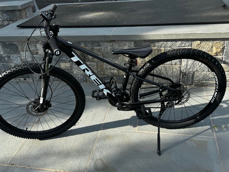 Used Trek Marlin 5 2020 2020 Mountainbike, Black, 27.5, 29 — image 1 of 10