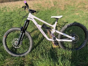 Brugt Canyon Torque Park AL 6 2024 2024 Mountainbike — billede 1 af 6