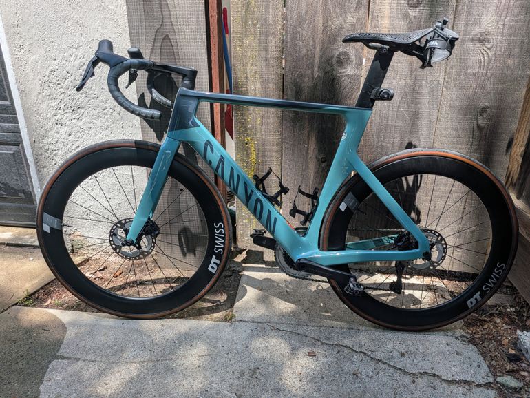 Used Canyon Aeroad CF SLX 8 Di2 2023 2023 Road & Gravel, Green — image 5 of 6