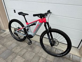Used Canyon Neuron:ON 8 WMN 2022 2022 Mountainbike, Red, 27.5, 29 — image 2 of 6