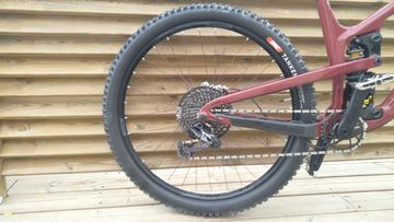 Used Propain Tyee Sram Eagle Transmission GX 2022 Mountainbike, Red — image 3 of 11
