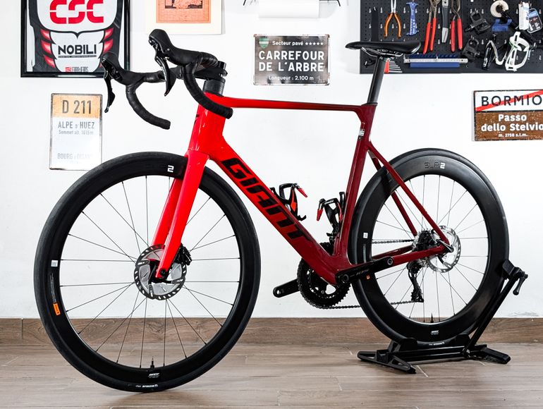 Used Giant Propel Advanced 2 2024 2024 Road & Gravel, Red — image 2 of 24