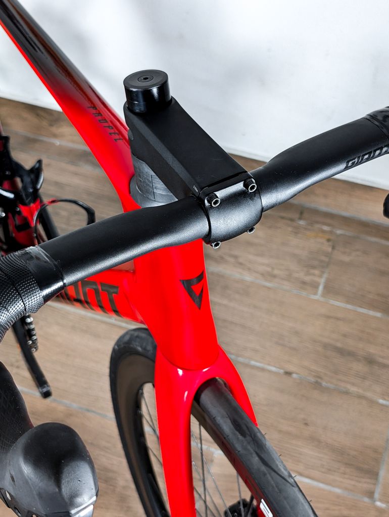 Used Giant Propel Advanced 2 2024 2024 Road & Gravel, Red — image 14 of 24