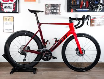 Used Giant Propel Advanced 2 2024 2024 Road & Gravel, Red — image 3 of 24