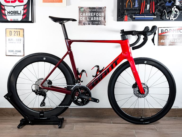 Used Giant Propel Advanced 2 2024 2024 Road & Gravel, Red — image 3 of 24