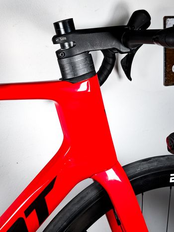 Used Giant Propel Advanced 2 2024 2024 Road & Gravel, Red — image 12 of 24