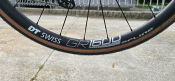 Used Orbea M20 Gravel 2020 Road & Gravel, Light Gray — image 5 of 6