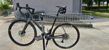 Used Orbea M20 Gravel 2020 Road & Gravel, Light Gray — image 4 of 6