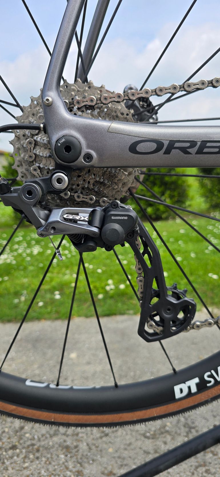 Used Orbea M20 Gravel 2020 Road & Gravel, Light Gray — image 6 of 6