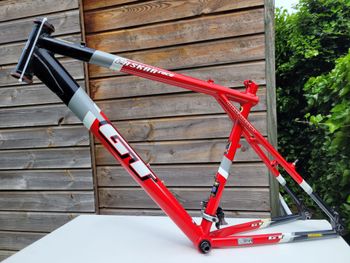 Used GT ZASKAR Race Frameset 2001 MTB