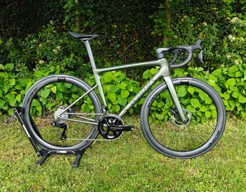 Used Specialized S-Works Tarmac SL8 - Shimano Dura-Ace Di2 2026 2026 Road & Gravel, Green — image 2 of 8