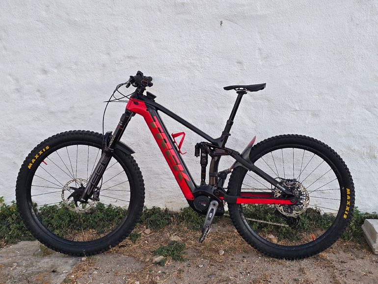 Used Trek Rail+ SRAM GX Eagle AXS (T-Type) 2022 Mountainbike, Red — image 2 of 7