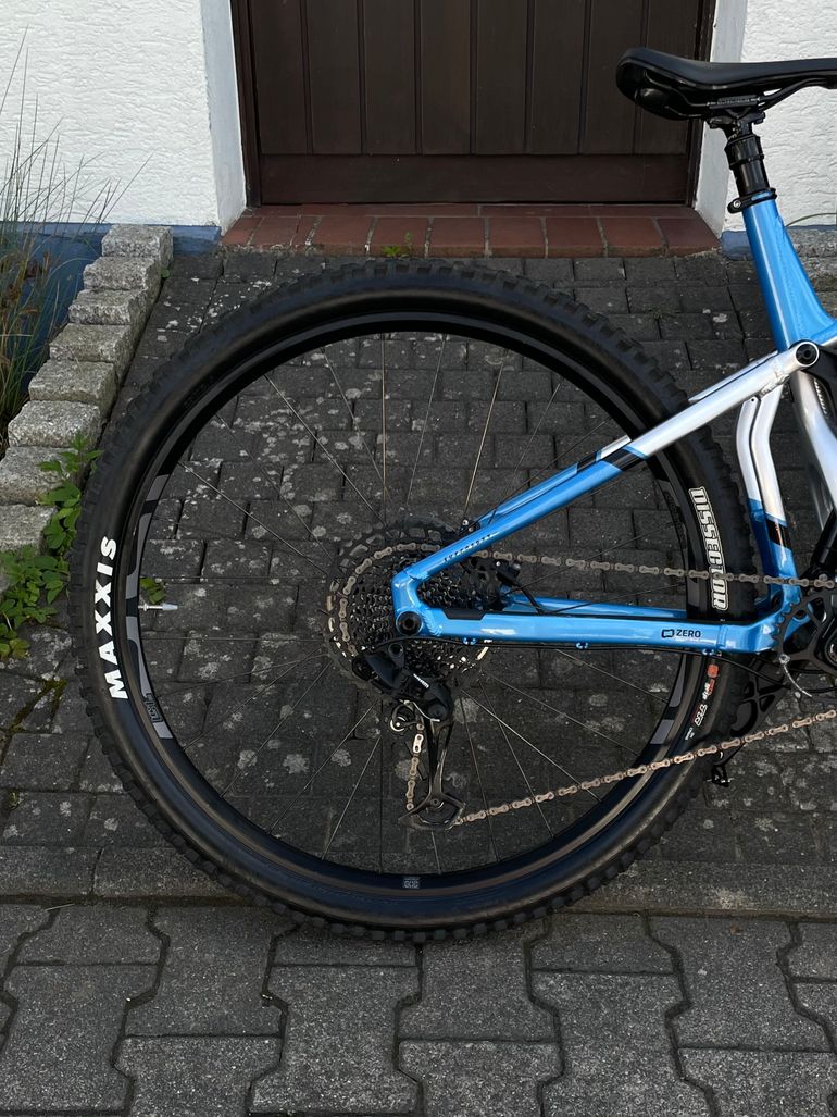 Used Mondraker SUPERFOXY 2023 2023 Mountainbike, Blue, 29 — image 5 of 18