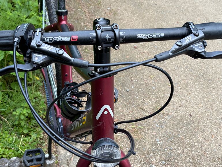 Used Santos Travelmaster 3+ | Pinion P1.18 | Gates Riemen – DEFEKT / FÜR BASTLER Santos Travelmaster 3+ | Pinion P1.18 | Gates Riemen – DEFEKT / FÜR BASTLER Custom Shimano Deore XT 2024 Road & Gravel, Red — image 24 of 30