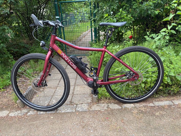 Used Santos Travelmaster 3+ | Pinion P1.18 | Gates Riemen – DEFEKT / FÜR BASTLER Santos Travelmaster 3+ | Pinion P1.18 | Gates Riemen – DEFEKT / FÜR BASTLER Custom Shimano Deore XT 2024 Road & Gravel, Red — image 2 of 30