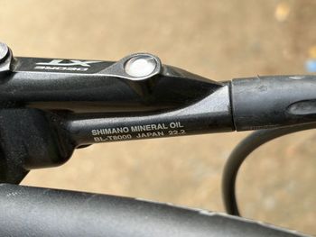 Used Santos Travelmaster 3+ | Pinion P1.18 | Gates Riemen – DEFEKT / FÜR BASTLER Santos Travelmaster 3+ | Pinion P1.18 | Gates Riemen – DEFEKT / FÜR BASTLER Custom Shimano Deore XT 2024 Road & Gravel, Red — image 23 of 30